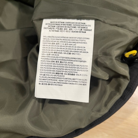 VANS WOMEN'S 66 SUPPLY PULLOVER PUFFER JACKET SIZE XS COLOR BLOCK NEW - Picture 7 of 9